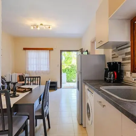 公寓 Palm Tree 1-bdrm In *
